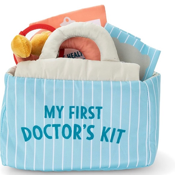 Carter’s Simple Joys My first doctor kit - Picture 3 of 4
